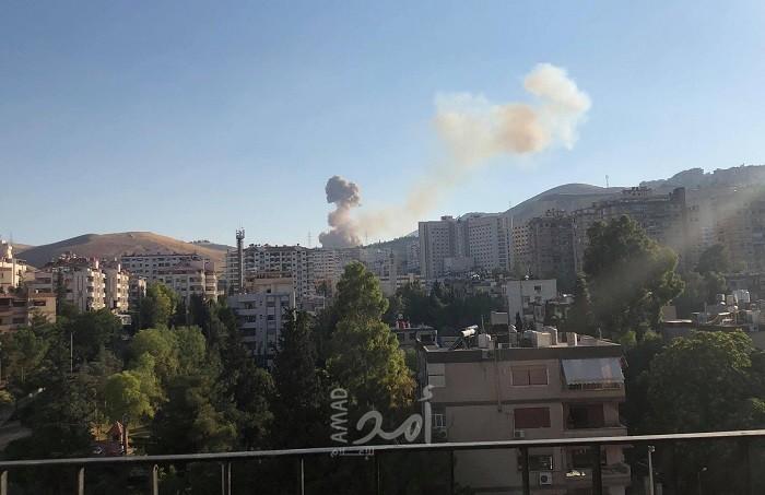 تصاعد لاعمدة الدخان في محيط منطقة مشروع دمر