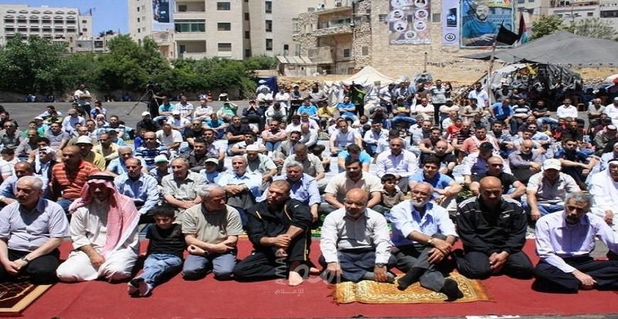 القدس: جيش الاحتلال يعتدي على أهالي العيسوية عقب صلاة الجمعة