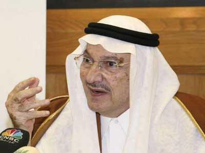 الأمير السعودي طلال بن عبدالعزيز يكشف اسباب رفضه تعيين اخيه مقرن وليا للعهد