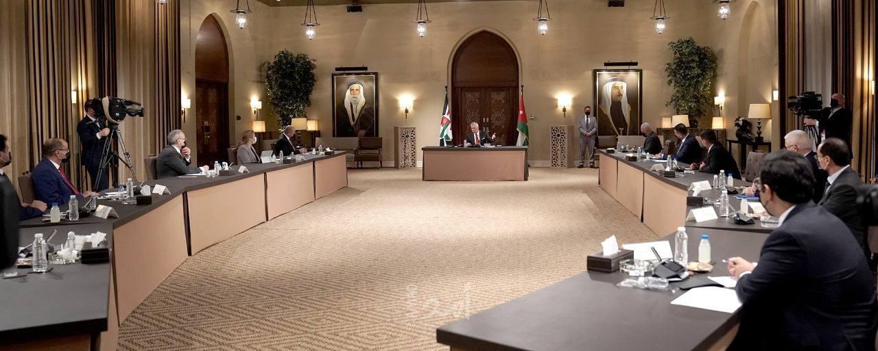العاهل الأردني يدعو مجلس النواب لتعزيز دوره الرقابي والوقوف على جوانب الإهمال والتقصير