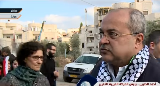 الطيبي: كثافة الأعلام الفلسطينية في 2018 تفوقُ بِدرجات ما كان في الماضي