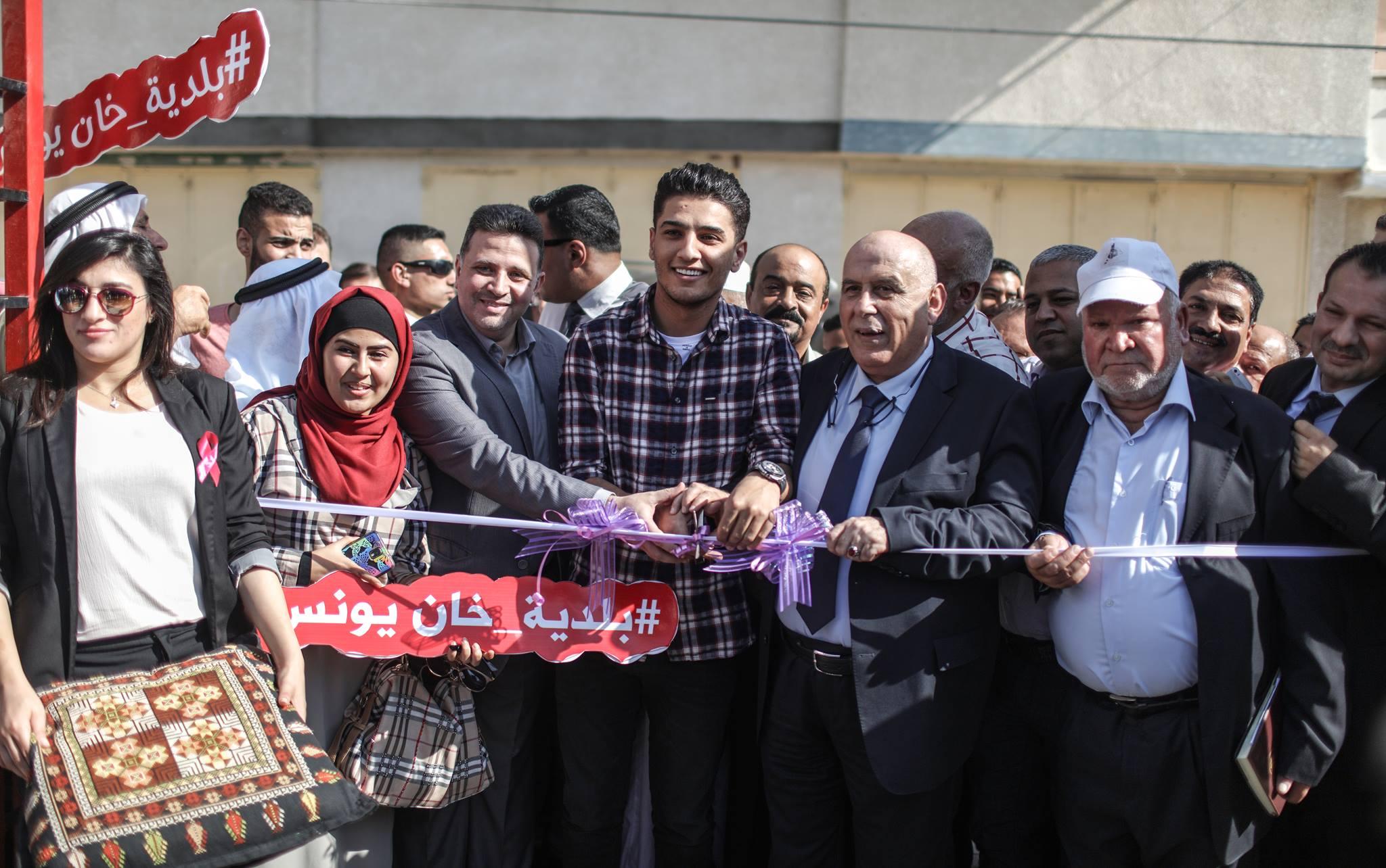 افتتاح حديقتين ترفيهيتين للأطفال في كل من بلدة العيزرية وخان يونس