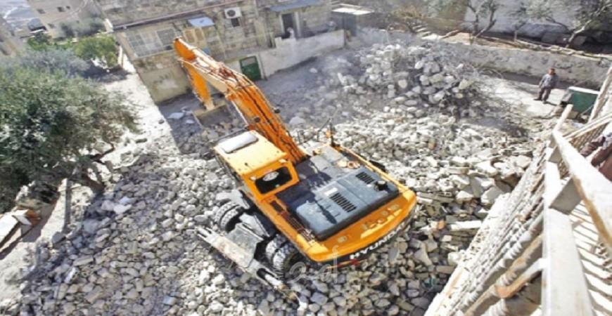 جيش الاحتلال يخطر بهدم 13 منزلاً مأهولاً في سلوان