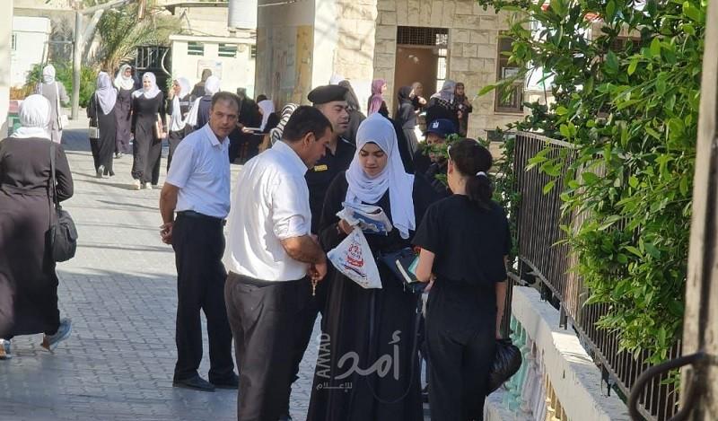 غزة: مدرستان للذكور والإناث بالمغازي تتربعان على عرش التفوق لهذا العام 