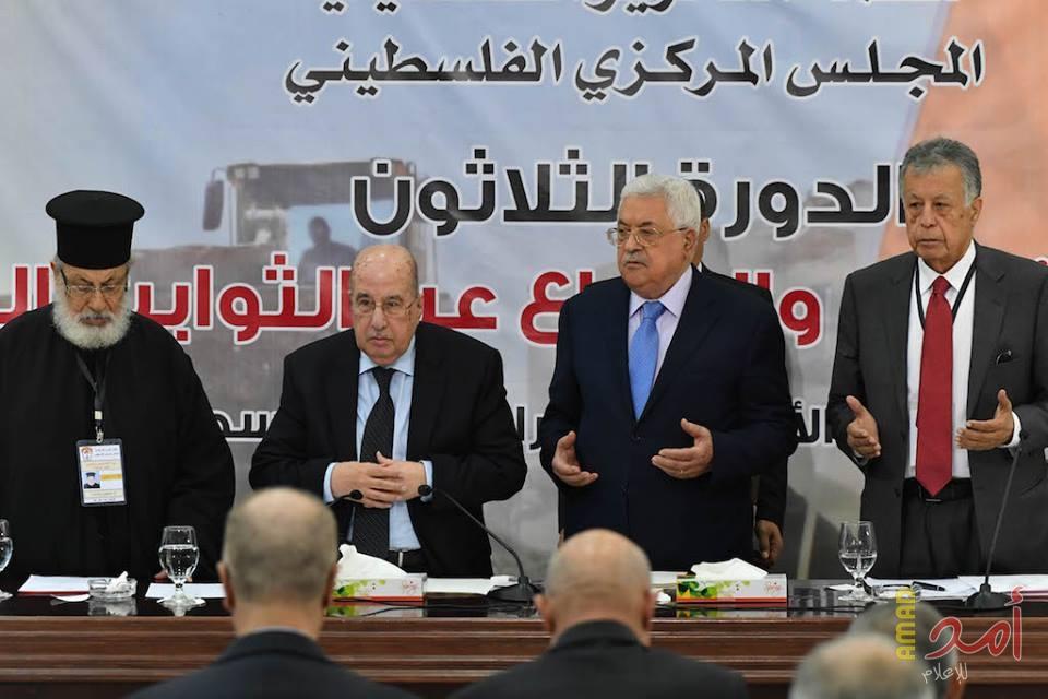 الزعنون:  القرارات التي سيتخذها "المركزي" لها تبعات كبيرة ويطالب حماس بإنهاء انقسامها