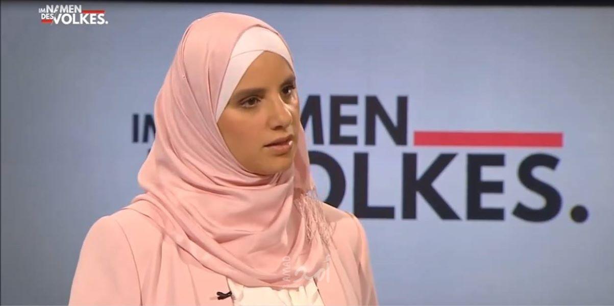 الفلسطينية "أماني أبو زهره" تفوز بجائزة أفضل إمرأة في أوروبا بمجال الأدب