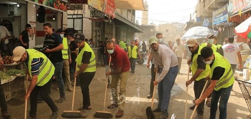 الجهاد تقوم بحملة تنظيف واسعة لـ"سوق الزاوية" بغزة- فيديو