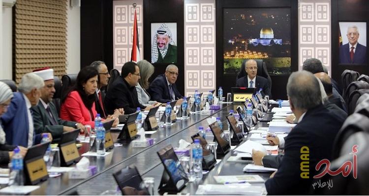 مجلس الوزراء يدعو "حماس" للتمكين الشامل للحكومة والتسليم الكامل دون تجزئة في قطاع غزة
