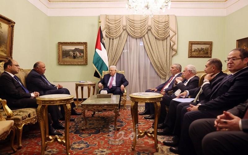 الرئيس عباس يستقبل وزير الخارجية المصري