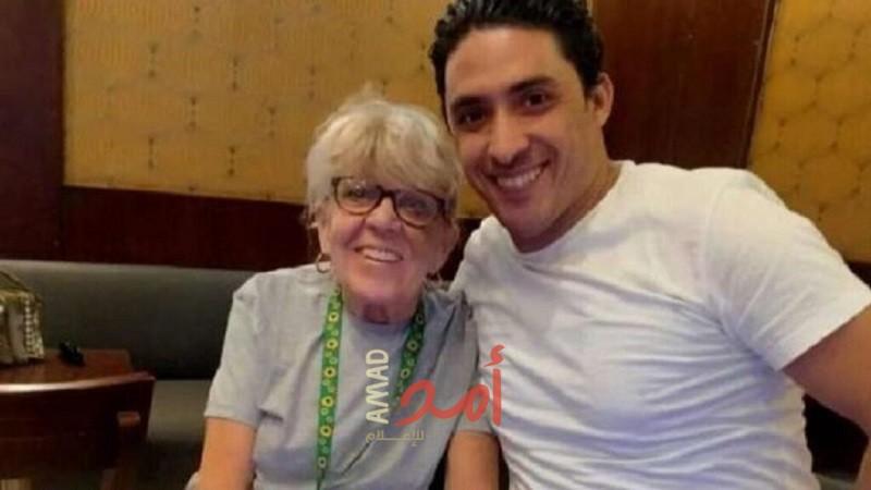 العجوز التي تزوجت مصرياً يصغرها بـ(40) سنة تشغل بريطانيا