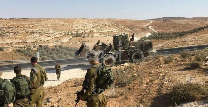 قوات الاحتلال تمنع المزارعين من جني محاصيلهم جنوب الخليل