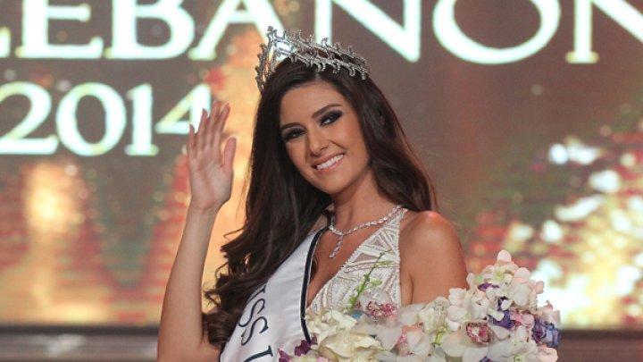ملكة جمال لبنان تبرّر الـ Selfie مع ملكة جمال إسرائيل بعد الضجة الكبيرة