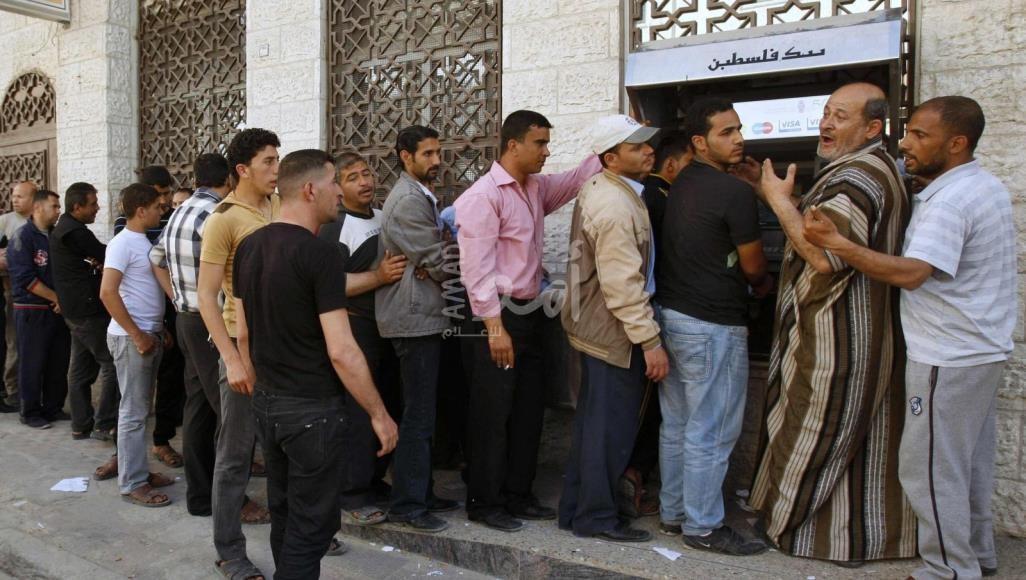 سلطة النقد تصدر تعليمات للبنوك بخصوص تأجيل أقساط القروض