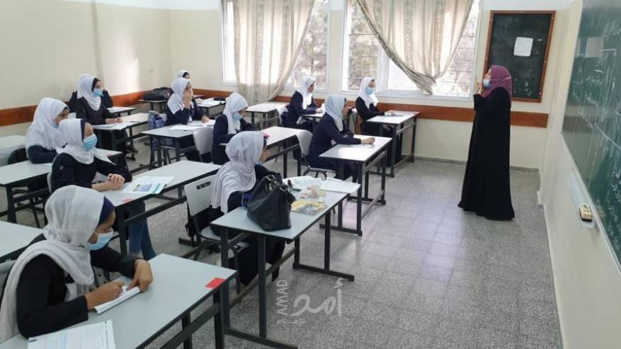 "أونروا غزة" توضح آلية التعليم عن بعد وطبيعة دوام المعلمين في مدارسها