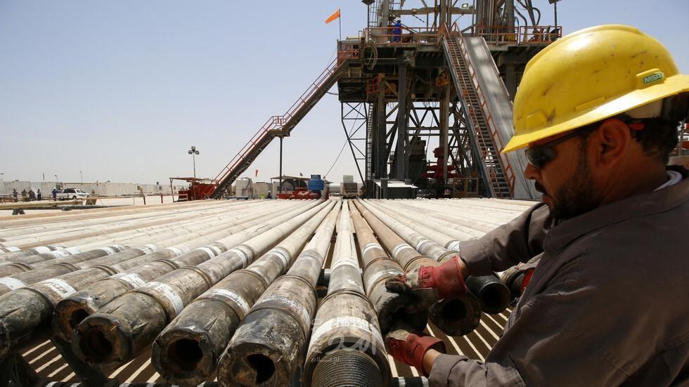 في تجاوز للقانون الدولي .. الولايات المتحدة تنهب النفط السوري