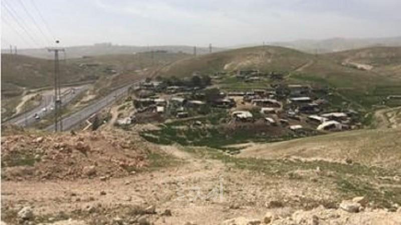 صحفي إسرائيلي: فشل إسرائيل في إيجاد حل للخان الأحمر وهو "التحول إلى حدث استراتيجي"