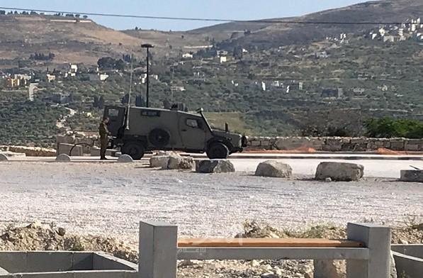 نابلس: جيش الاحتلال يقتحم سبسطية ويغلق الموقع الأثري