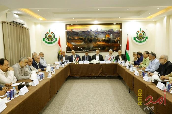 بالصور.. الوفد الأمني المصري يجتمع مع الفصائل الفلسطينية في مكتب السنوار