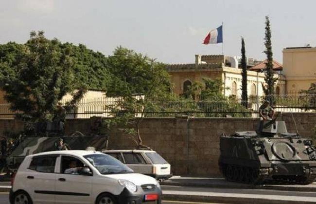 بعد الأمريكية..السفارة الفرنسية في بيروت تحذر من احتمال وقوع "عمل أمني" خلال اليومين القادمين
