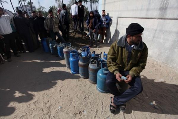 الشوا : أزمة الغاز قائمة والمركبات تستهلك نصف الكمية الموردة