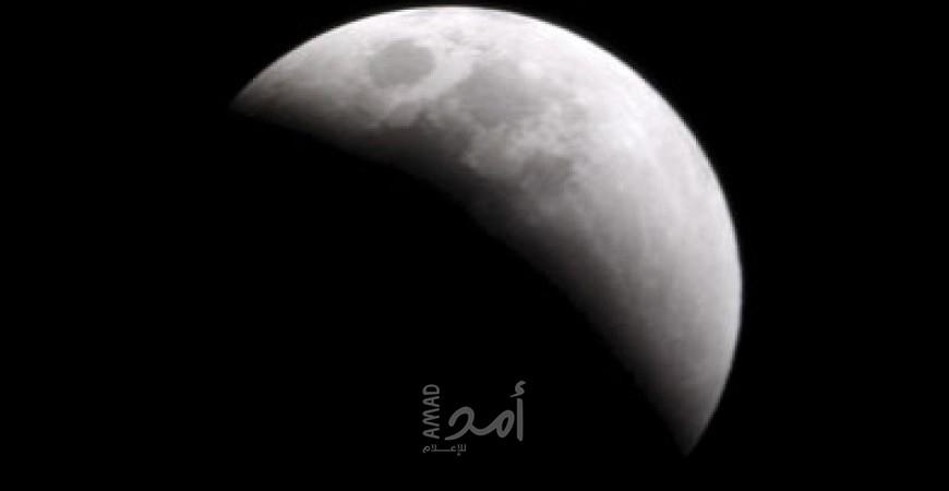 سوبر ماركت على سطح القمر
