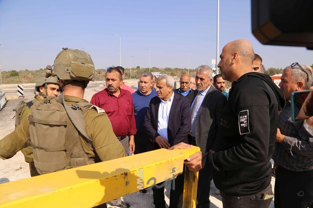 قلقيلية: المحافظ يلتقي وزير الحكم المحلي ورئيس هيئة مقاومة الجدار