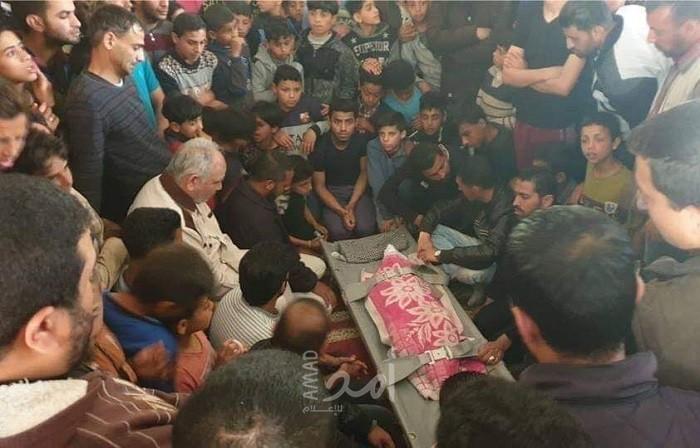 تشييع جثمان الطفل "شقفة" في رفح