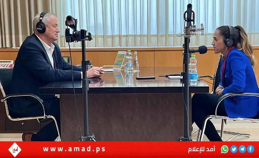 غانتس:" أُولي أهمية كبيرة للمحادثات التي أجريها مع رئيس السلطة الفلسطينية "