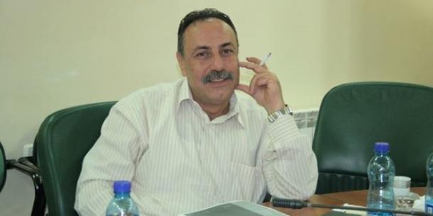 عباس زكي: اللجنة المركزية قررت بالاجماع فصل ابو الرب من حركة فتح