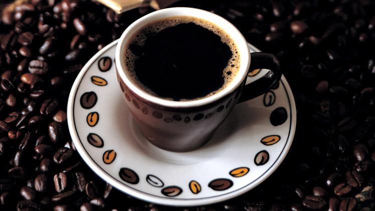 القهوة تحمي النساء من سرطان الثدي