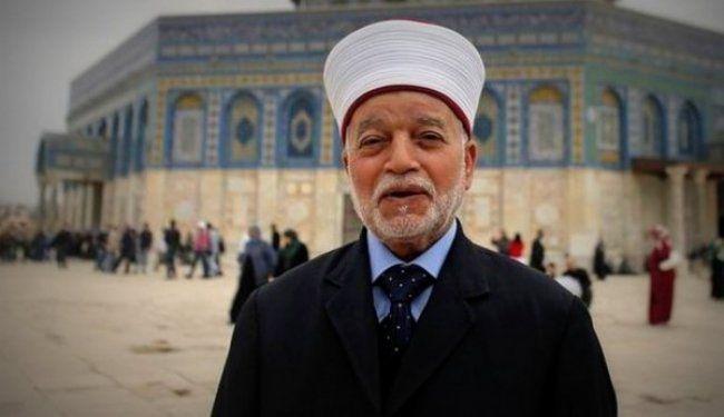المفتي العام للقدس: لا يحق لغير المسلمين أن يُصلّوا في المسجد الأقصى