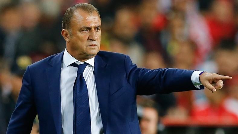 الإمبراطور يعود لتدريب جالطة سراى