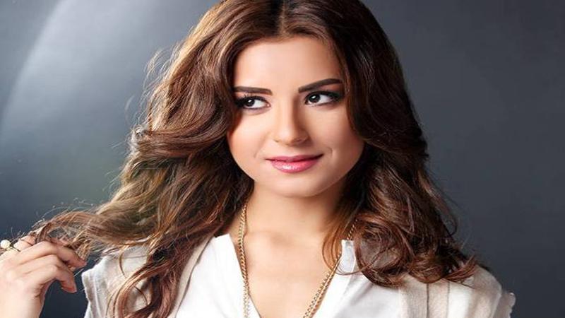 ريهام أيمن تستعرض أناقتها على إنستجرام .. شاهد