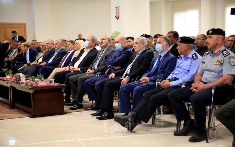 رام الله: المدرسة الوطنية تحتفل بتخرج 78 مديراً من 33 مؤسسة "مدنية، أمنية، خاصة"