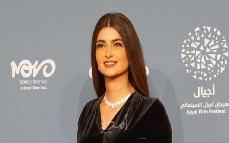 علا الفارس تنشر صورة لفستان زفافها.. وهذه جنسية العريس!