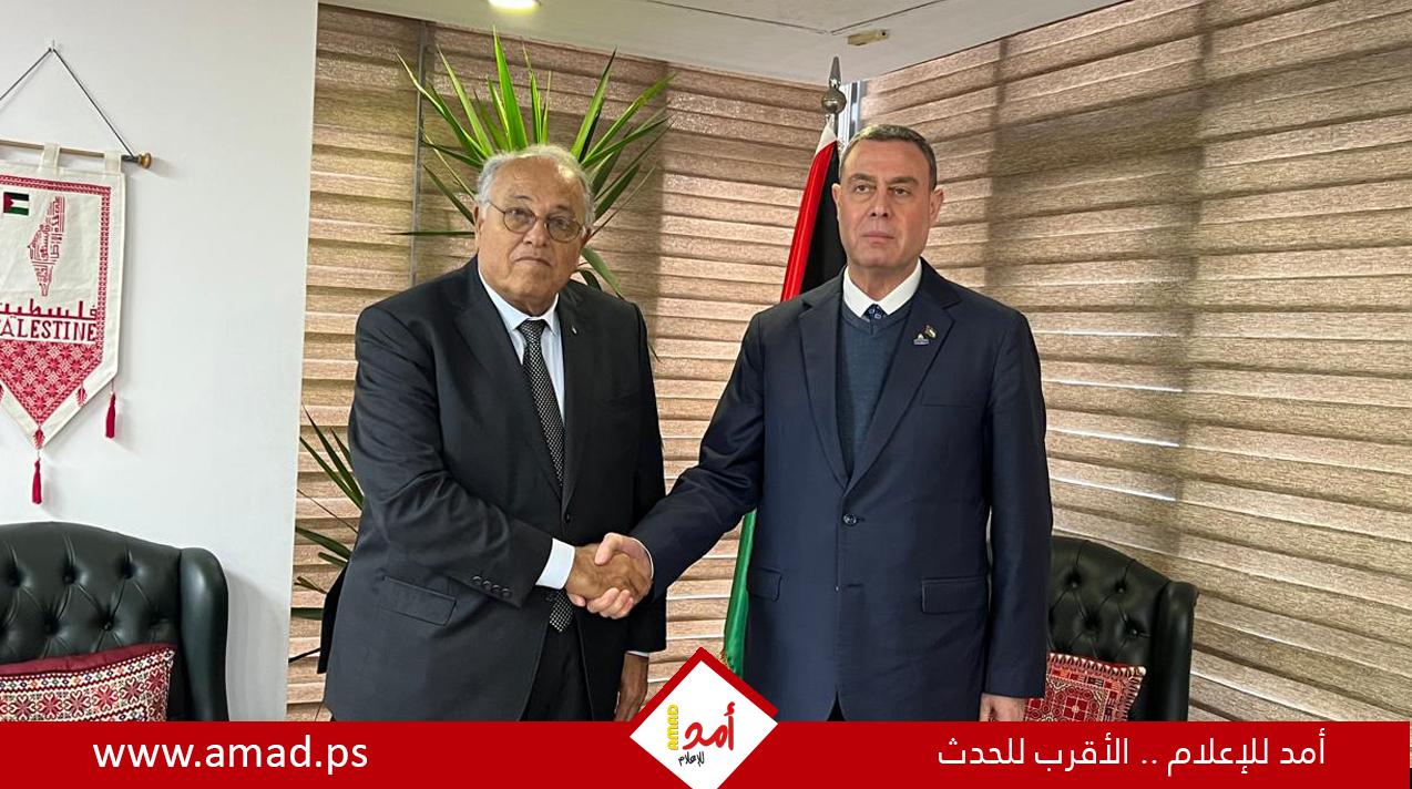 السفير دياب اللوح يلتقي رئيس دائرة التربية والتعليم العالي بمنظمة التحرير