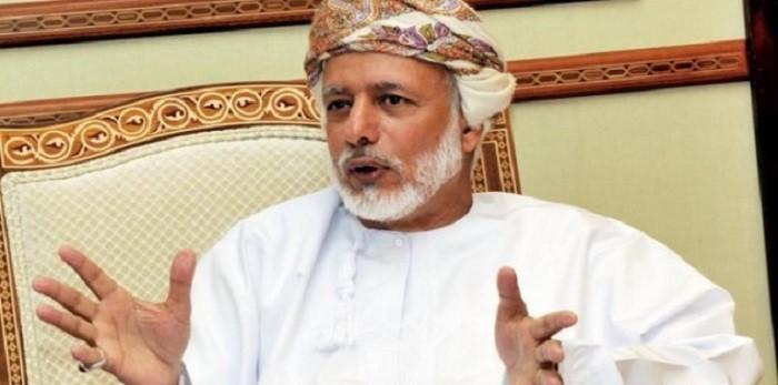 وزير الخارجية العُماني يصل إيران لبحث آخر التطورات الإقليمية