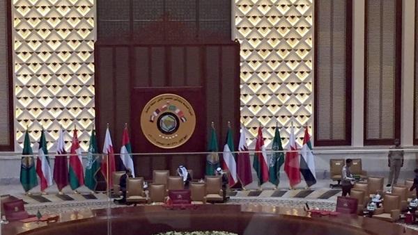 القمة الخليجية في بيانها الختامي: لابد من وقف تدخلات إيران في شأن الخليج