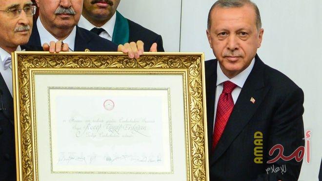 هبوط سريع لليرة التركية بعد تعيين أردوغان صهره وزيرا للمالية