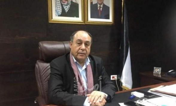 محافظ نابلس: أمهات الشهداء محط "اعتزاز واكبار"