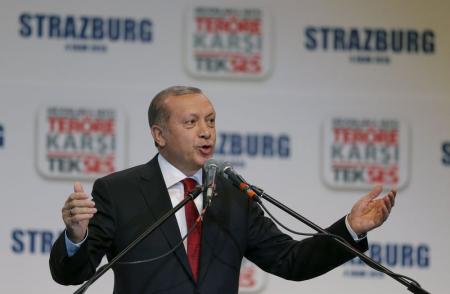 غطرسة أردوغان تحول الإعلام المعارض إلى بوق دعاية