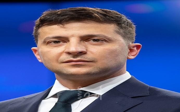 زيلينسكي يدعو بايدن للمشاركة في قمة "منصة القرم"