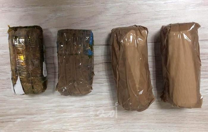 سجين يهرب أجهزة إتصال للأسرى داخل سجون الاحتلال