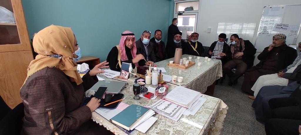 وفد جمعية مخاتير فلسطين يزور عيادة الرمال الانروا بغزة ويكرموا مديرتها