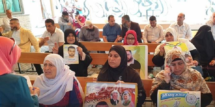 سلطات الاحتلال تسمح بعودة برنامج زيارة أهالي أسرى قطاع غزة