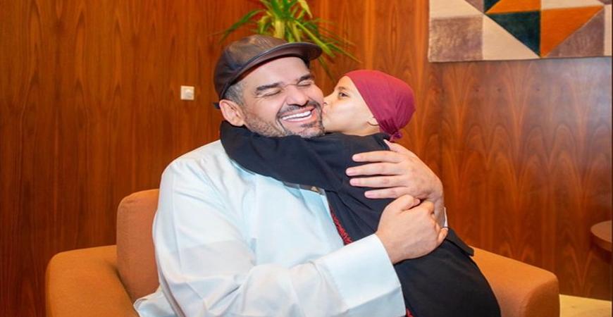 بالفيديو.."الجسمى" يحقق أمنية طفلة فى المغرب