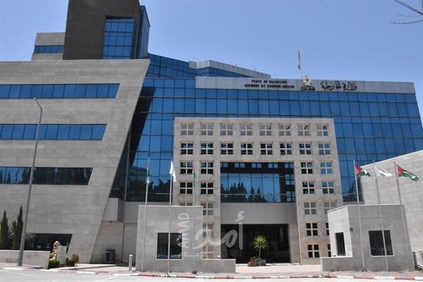 الخارجية: وفاة المواطن حسين عواد بكورونا في أمريكا