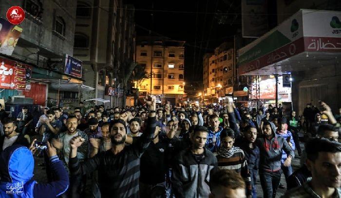 مسيرات تجوب شوارع قطاع غزة دعماً للفصائل الفلسطينية في مواجهة العدوان الإسرائيلي