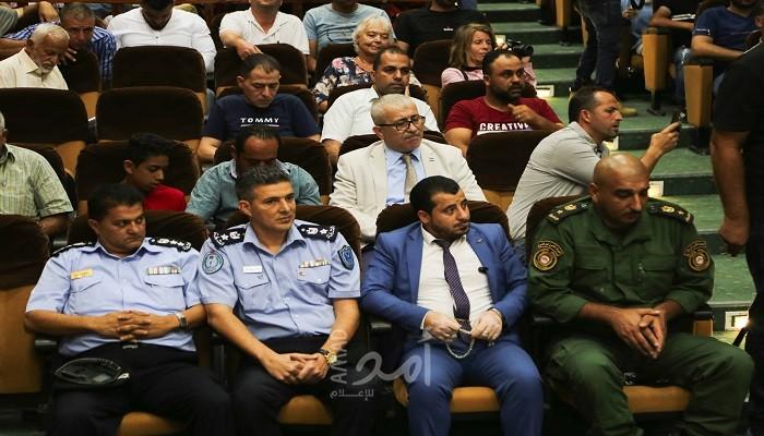 قلقيلية : تكريم 30 أسيراً ومتطوعي البرلمان القلقيلي الشبابي