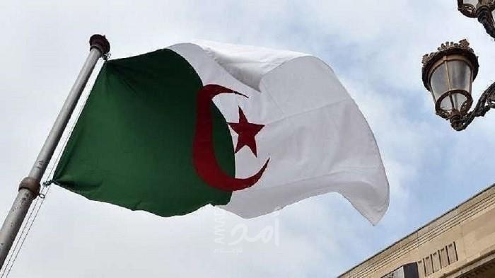 الجزائر.. الاعتداء على حراك الطلبة امتداد لسياسة التضييق على الحريات في البلاد